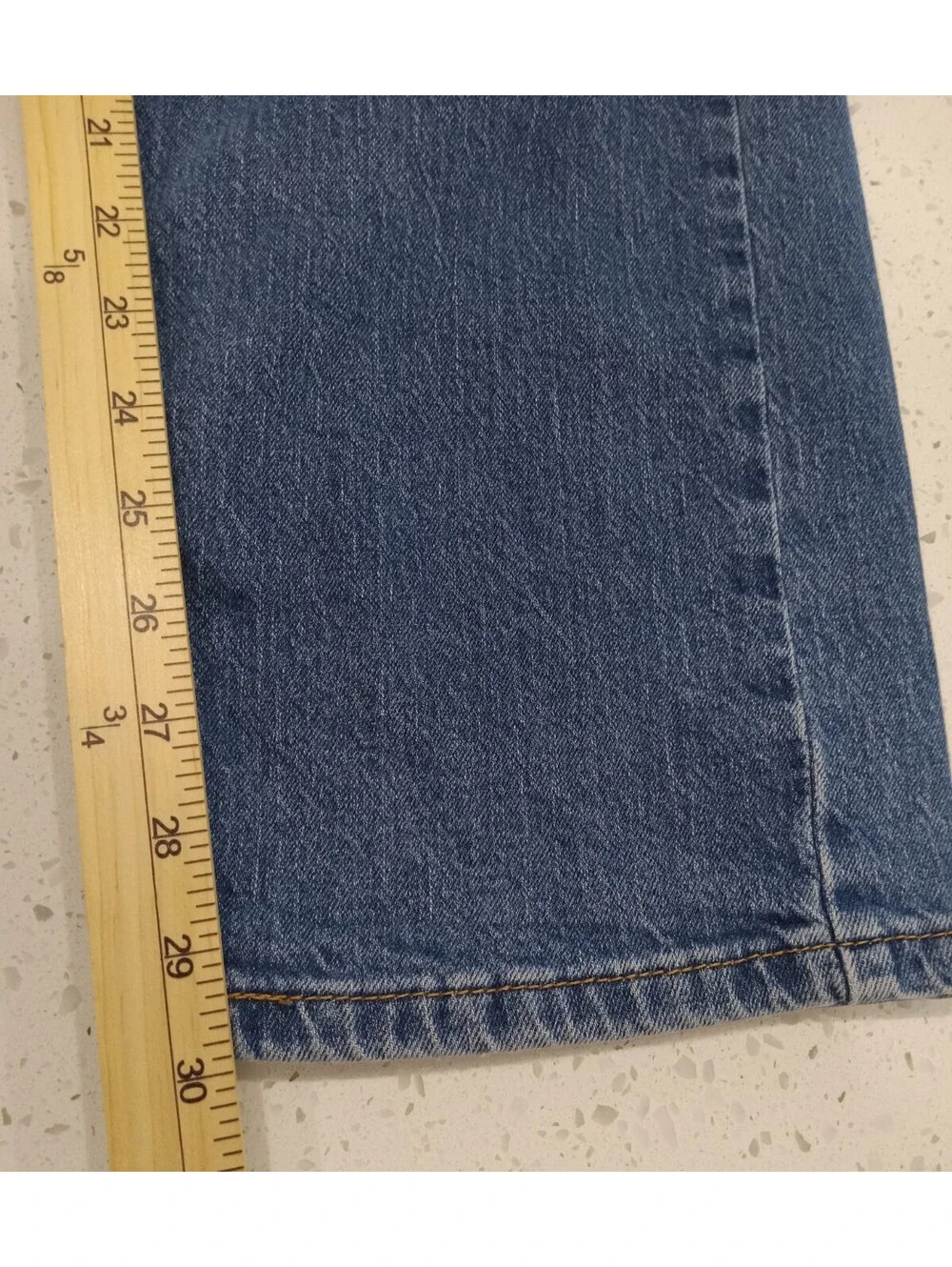 Levis 505 Regular Straight Fit Jeans Mens 38x30 Medium Wash Blue Denim Classic